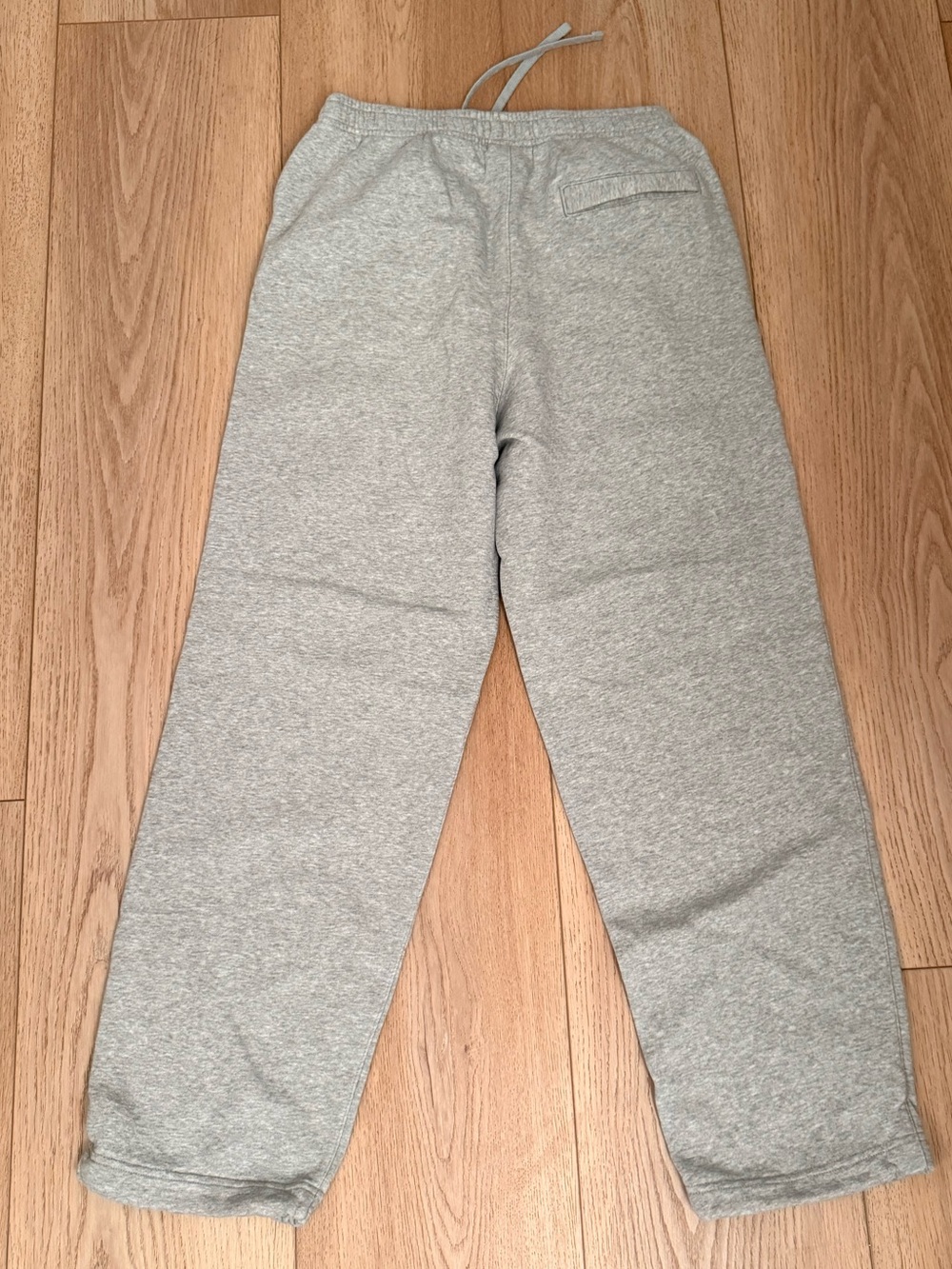 Nike Sweatpants - Picture 2 of 4